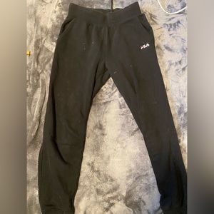 Black fila sweatpants